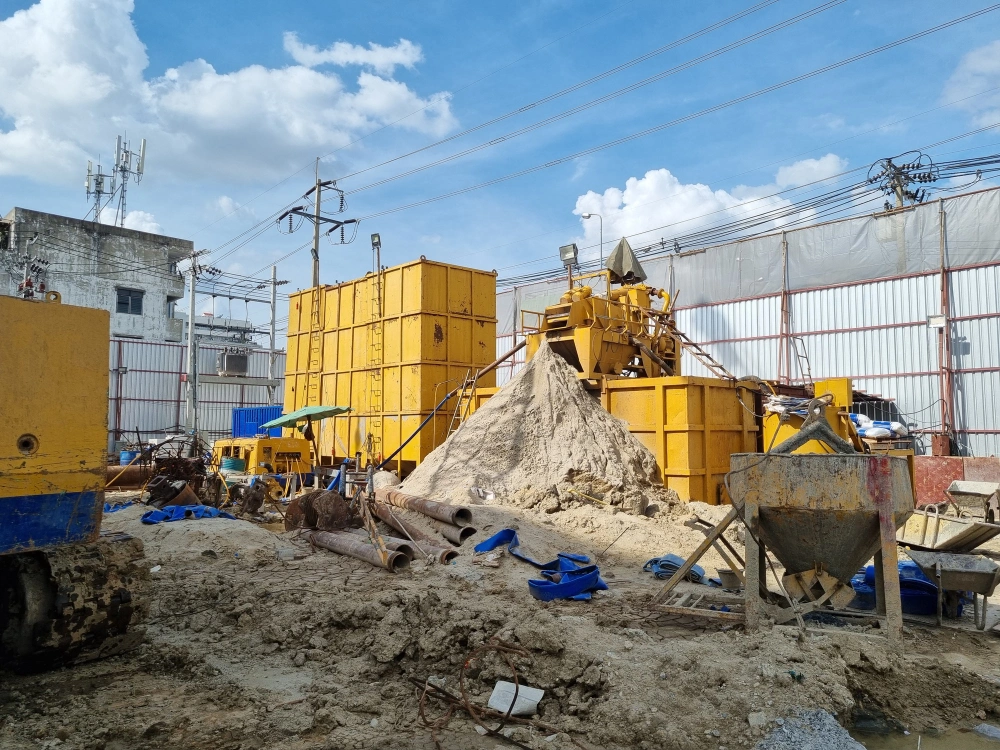 Industrial demolition project in Dallas Texas using heavy machinery by Best Dallas Demolition
